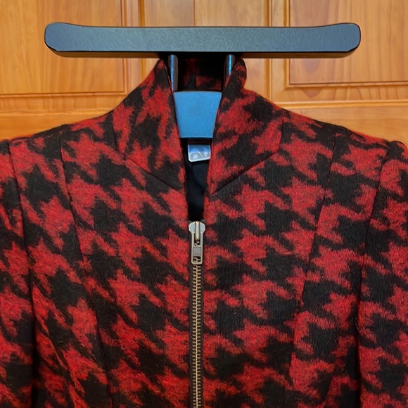 Classy red wool jacket! - Picture 3 of 6